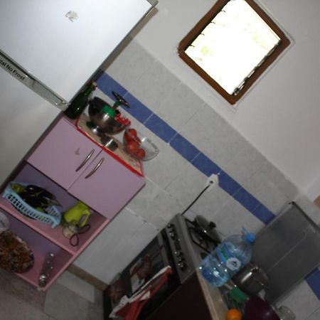 Guesthouse Benardo Sarandë Eksteriør bilde