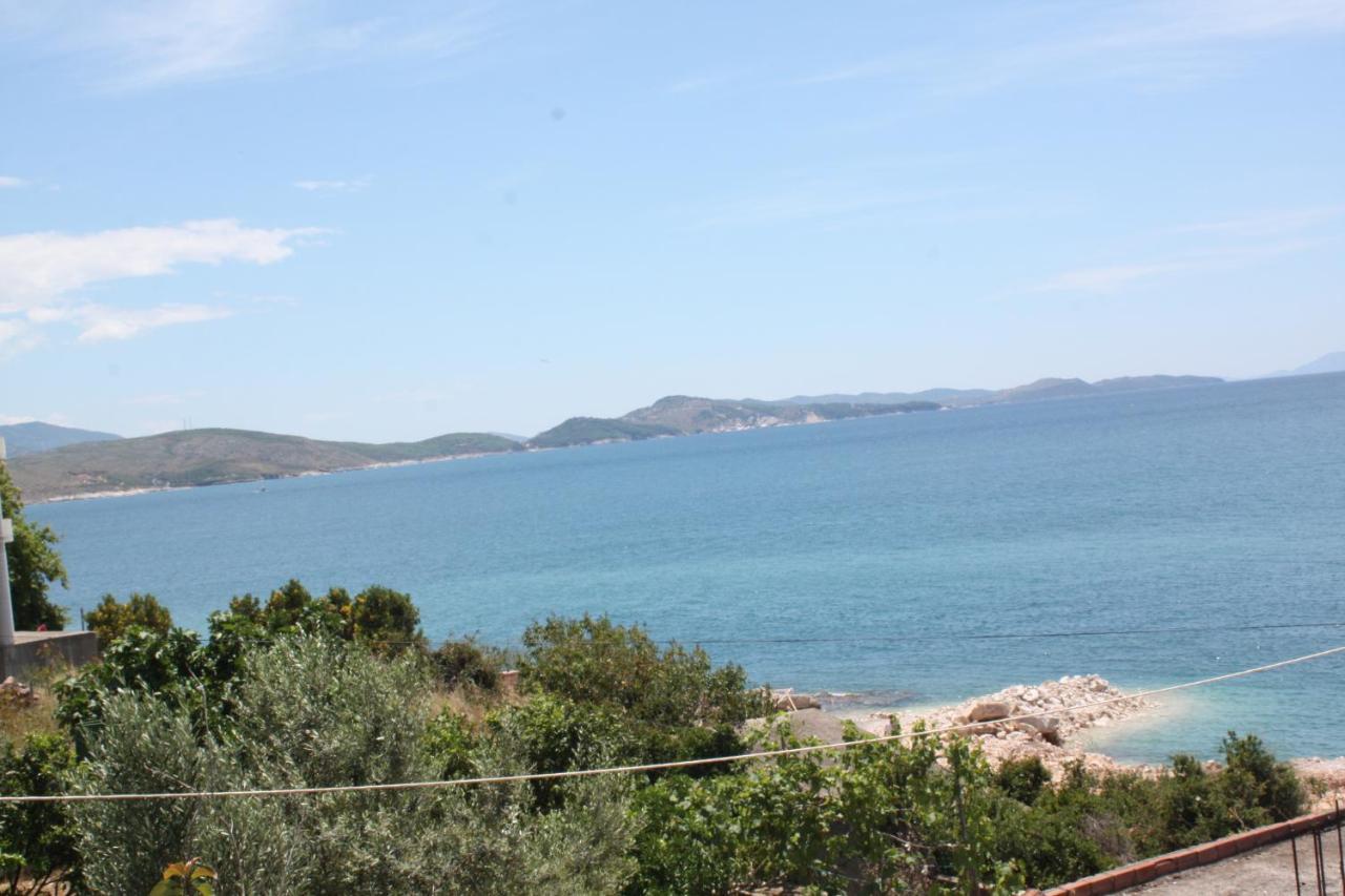 Guesthouse Benardo Sarandë Eksteriør bilde