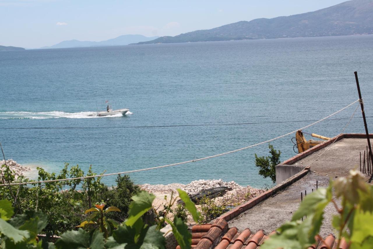 Guesthouse Benardo Sarandë Eksteriør bilde