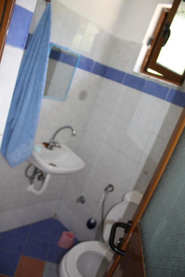 Guesthouse Benardo Sarandë Eksteriør bilde